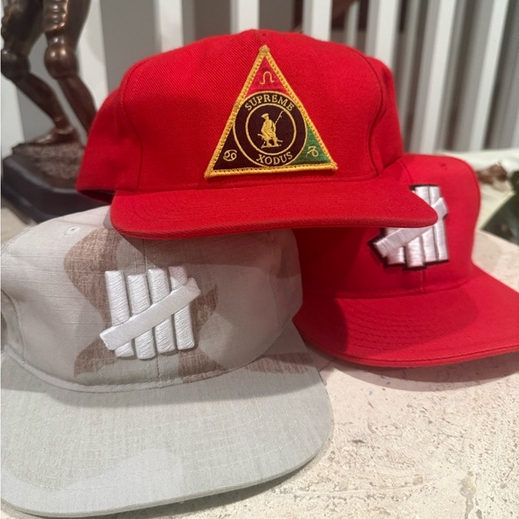 Lot of 3 - Supreme & Undefeated Hats